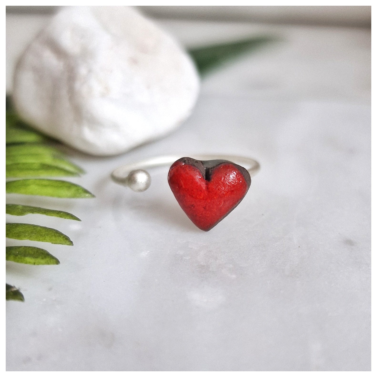 Anillo corazón plata fino