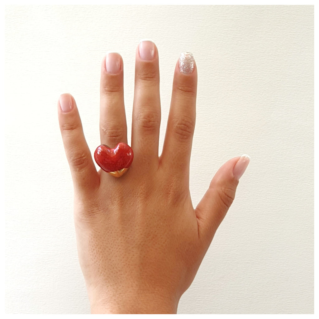 Anillo corazón dorado fino