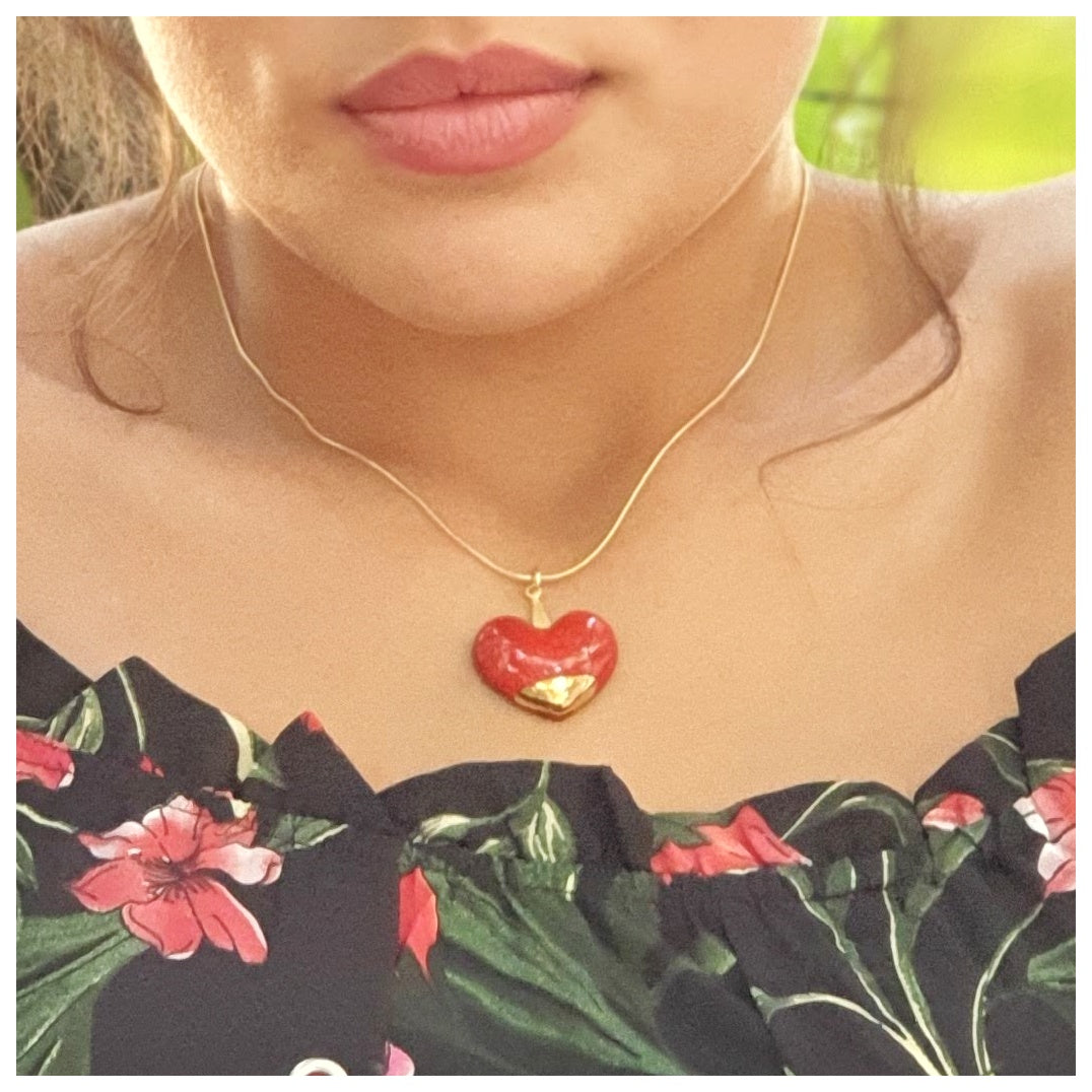 Collar corazón oro